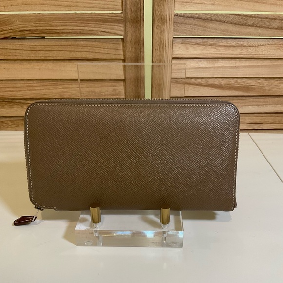 Vintage Hermes Brown Long Leather Wallet Silk'in - Picture 1 of 9